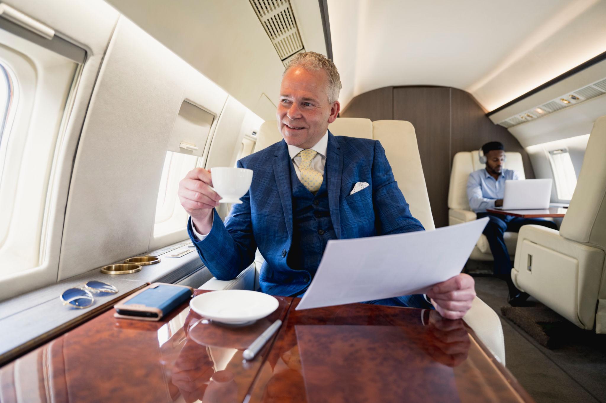 Get the Best Deal for Luxury Transport Book With Us Today