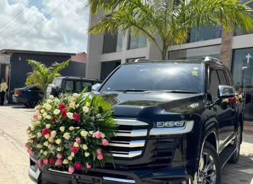 Land Cruiser lc 300